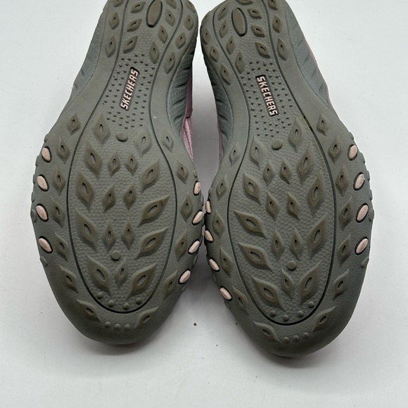 Skechers 6.5 Breathe Easy Shoe Sneakers Active Casual Easy Slip On Fit Stretch - Picture 10 of 10